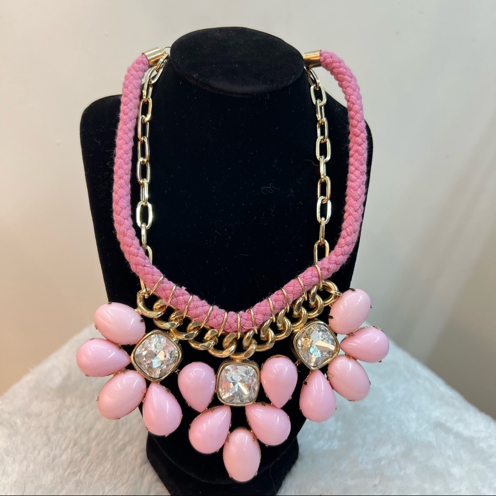 New Flower power necklace/pink